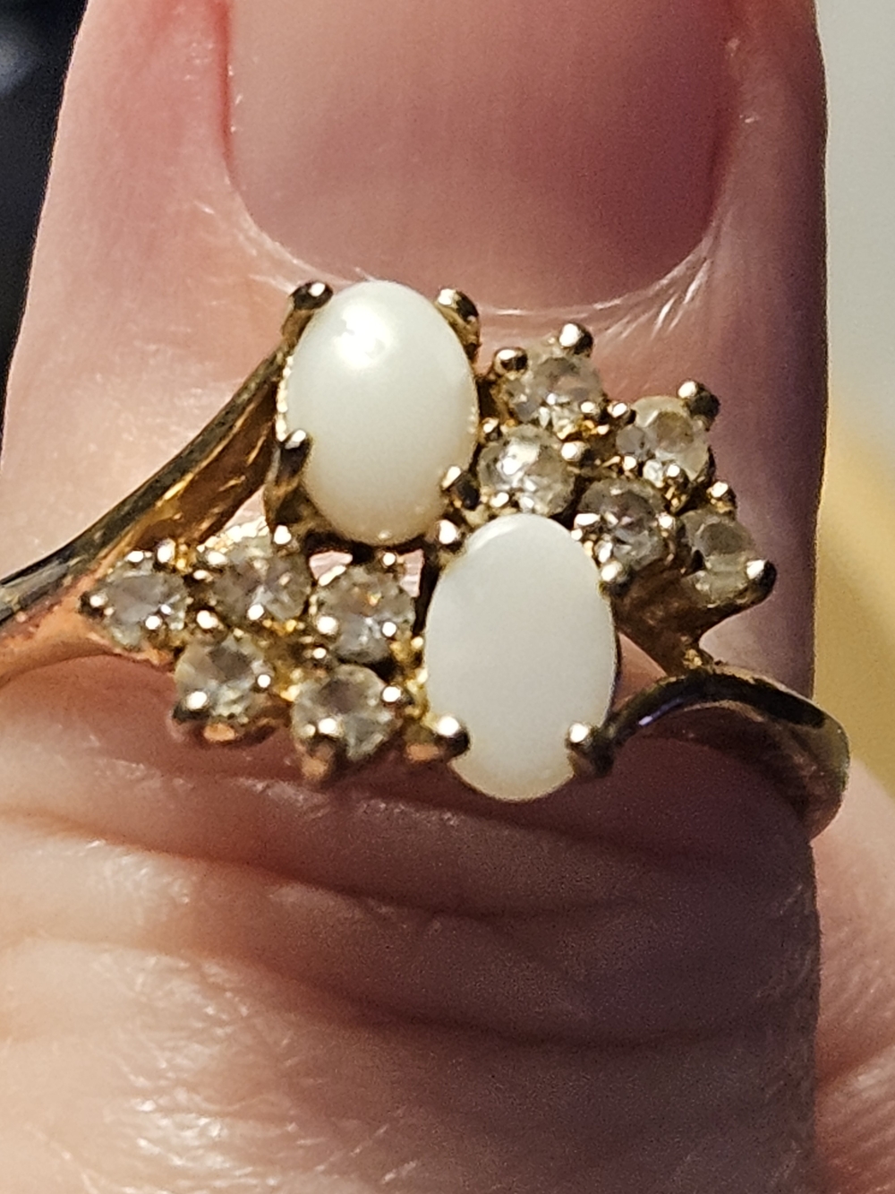 Gold Tone White Opal/Diamond Cluster Ring - Women Jewelry. Size 8